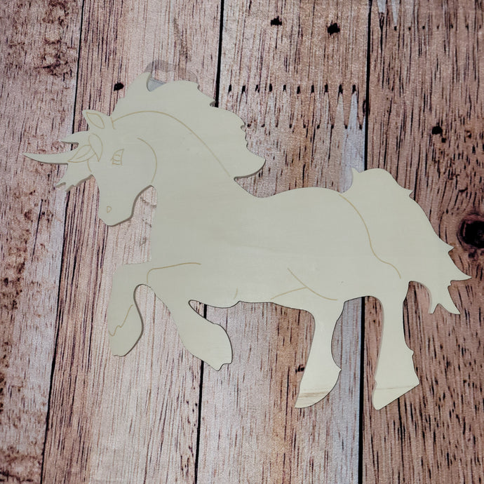 Grande forme de licorne en bois naturel à peindre