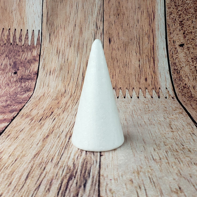 Forme conique en styromousse