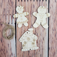Charger l&#39;image dans la galerie, 3 petites décorations de Noël en bois - formes variées