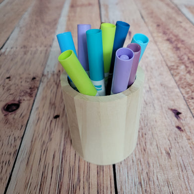 Porte-crayons en bois rond