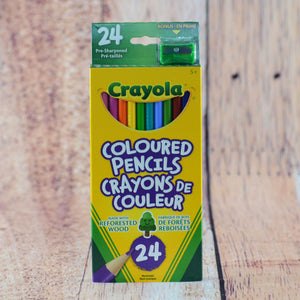 24 crayons de couleur en bois taillés de marque Crayola