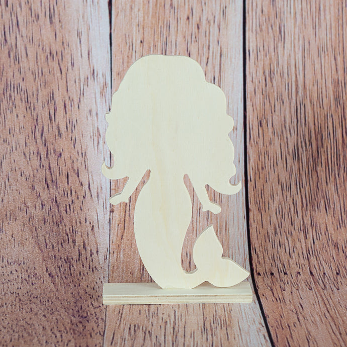 Petite sirène en bois à peindre