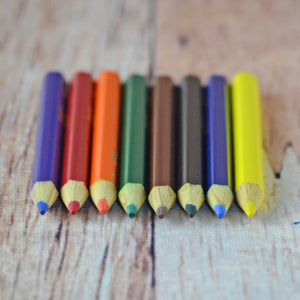 8 crayons de bois courts facile à tenir de Crayola