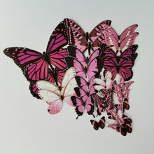 Charger l&#39;image dans la galerie, Découpes de papillons roses en carton avec effet doré