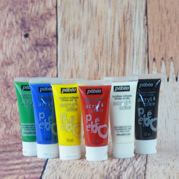 6 petits tube de peinture acrylique de marque Pébéo