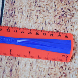 Règle de 30 cm graduée de 0 à 30 cm